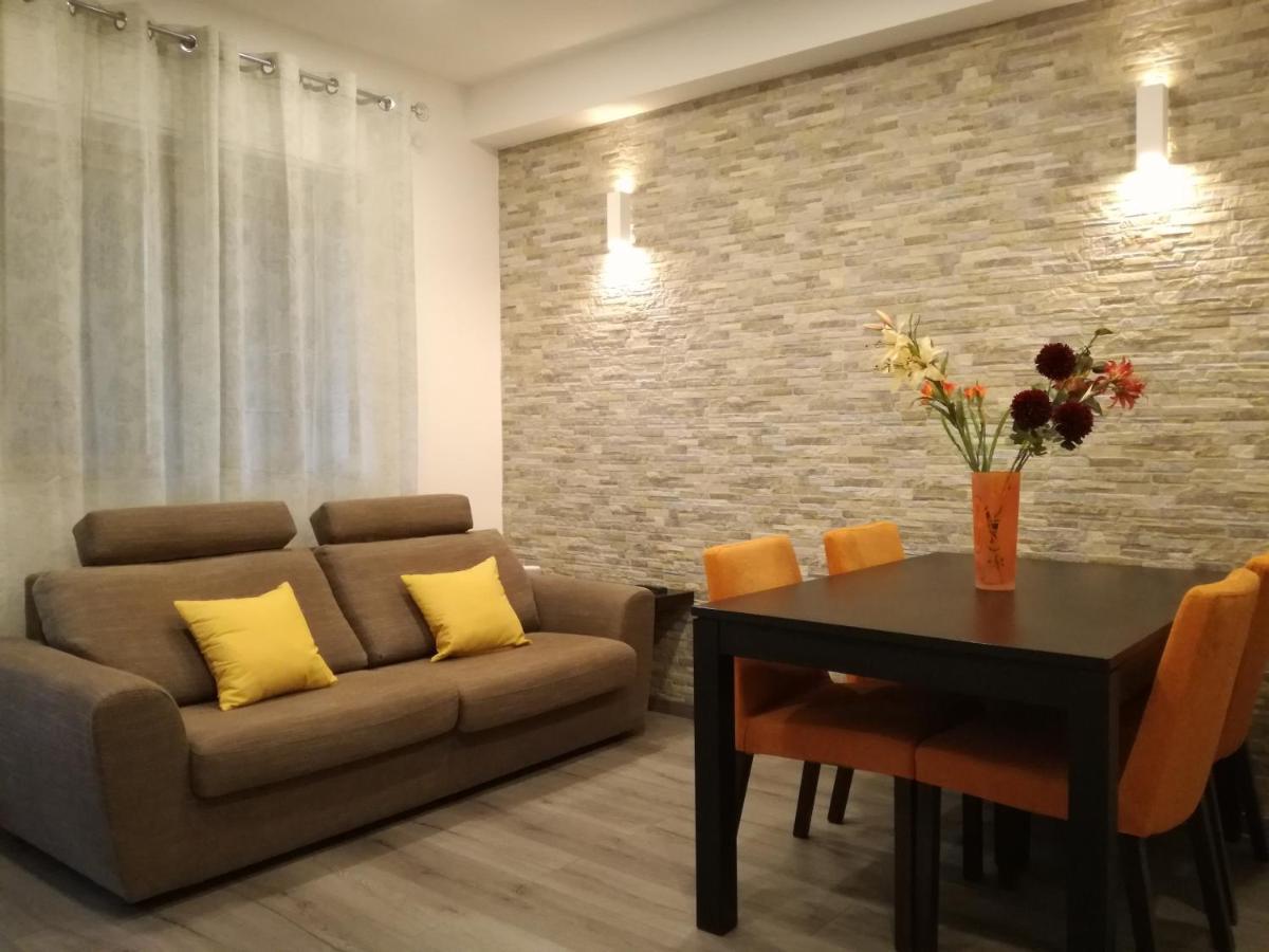 Ferienwohnung La Casa Di Ale Aci Castello Exterior foto